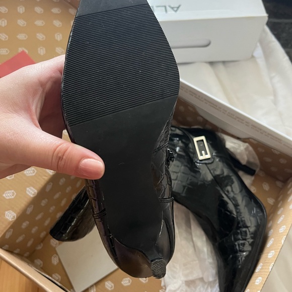 Boots in faux patent leather - Picture 2 of 6